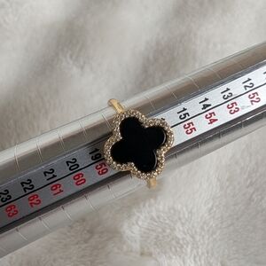 Elegant Black and Gold Women's Ring